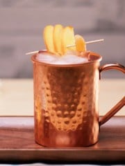 Georgia Mule mug with peaches