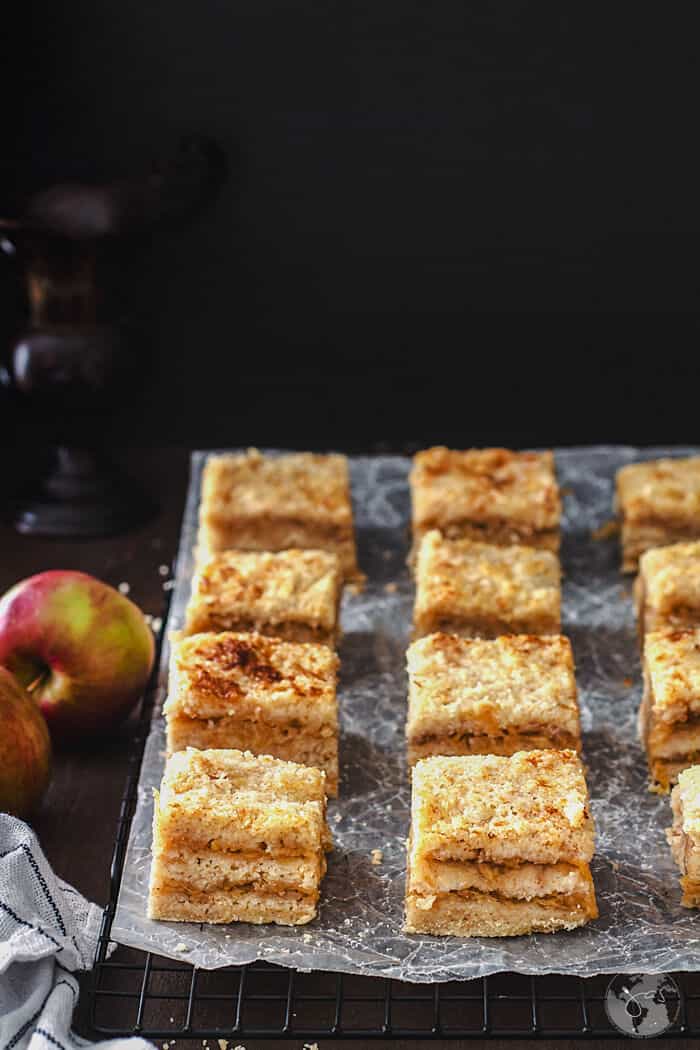 Apple dump cake without eggs cooling on a wire rack